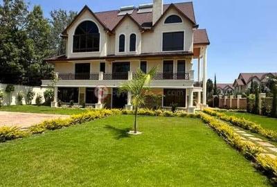 7 Bed House with En Suite at Karen