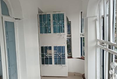 4 Bed House with En Suite at Membley - 3