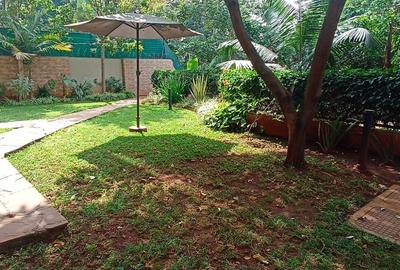 5 Bed Townhouse with En Suite at Convent Drive - 2