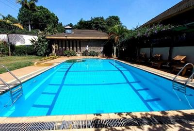 4 Bed Townhouse with En Suite in Spring Valley - 2