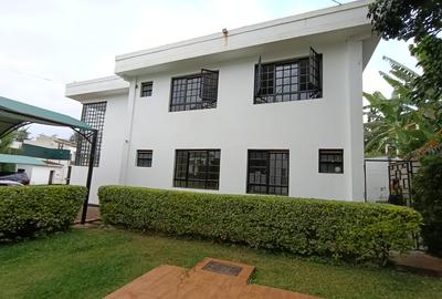 5 Bed Townhouse with En Suite in Kiambu Road