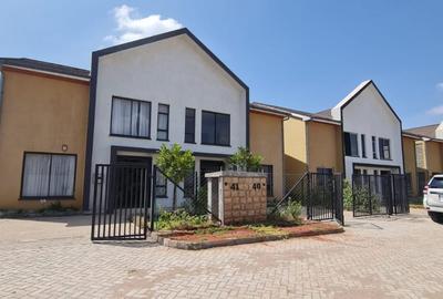 4 Bed House with En Suite in Syokimau