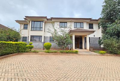 4 Bed House with En Suite in Runda