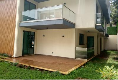 5 Bed Townhouse with En Suite at Lavington