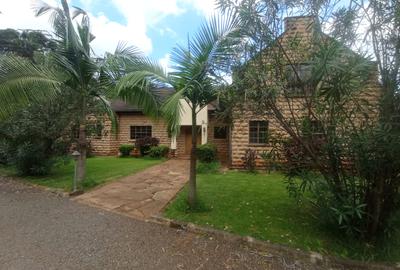 5 Bed Townhouse with En Suite in Karen