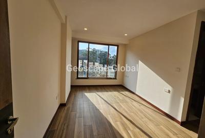 3 Bed Apartment with En Suite in Westlands Area - 3