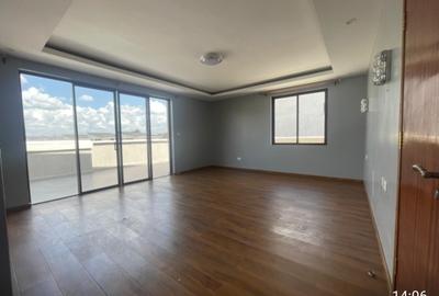 5 Bed Townhouse with En Suite at Runda - 4