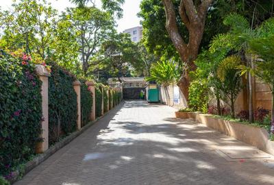 Serviced 3 Bed Apartment with En Suite in Lavington - 3