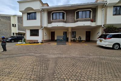 5 Bed Townhouse with En Suite at Westlands