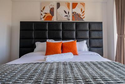 Serviced 2 Bed Apartment with En Suite at Riverside Drive - 4
