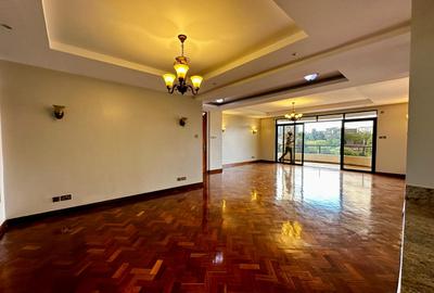 4 Bed Apartment with En Suite at Riverside