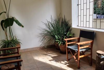 3 Bed Apartment with En Suite in Kileleshwa