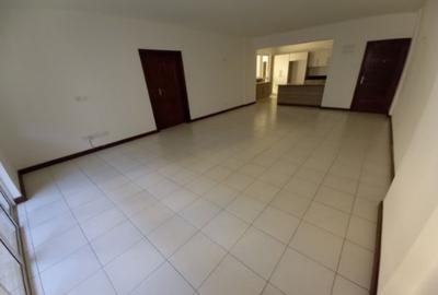 Serviced 2 Bed Apartment with En Suite in Westlands Area