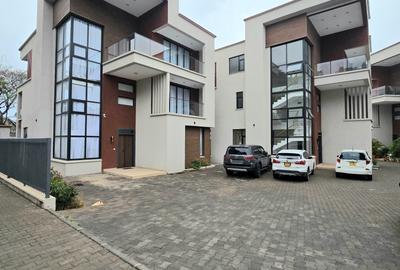 5 Bed Townhouse for Sale in Lavington