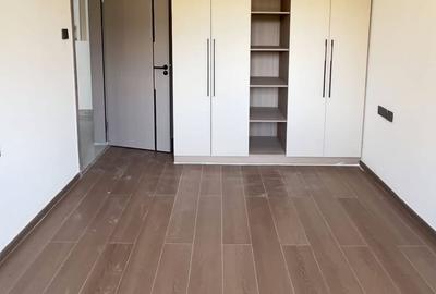 3 Bed Apartment with Gym in Kilimani