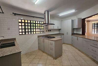 4 Bed House with Staff Quarters in Lavington - 3