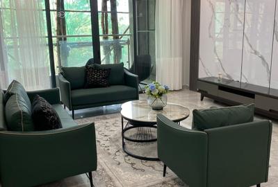 2 Bed Apartment with En Suite at Nyeri Rd