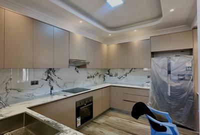 Serviced 2 Bed Apartment with En Suite at Westlands - 2