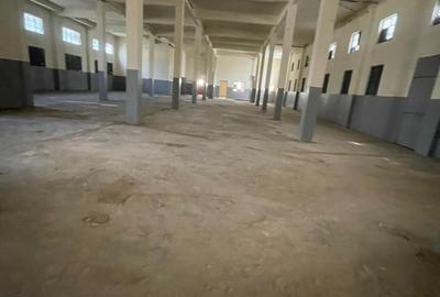8,000 m² Warehouse with Service Charge Included at Railways - 2