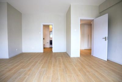 5 Bed Townhouse with En Suite at Lavington Green - 4