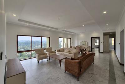 3 Bed Apartment with En Suite at Mandera Rd