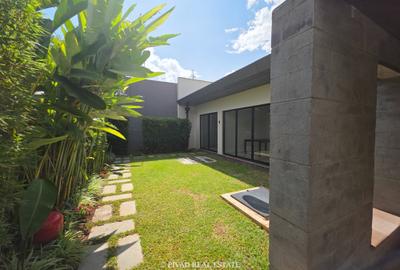 3 Bed Townhouse with Swimming Pool in Runda - 3