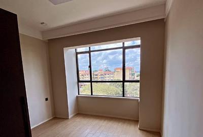 1 Bed Apartment with En Suite in Lavington - 3