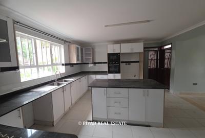 4 Bed House with Garden in Kiambu Road - 4