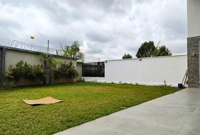 4 Bed Townhouse with En Suite in Runda - 2