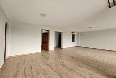 3 Bed Apartment with En Suite in Lavington - 4