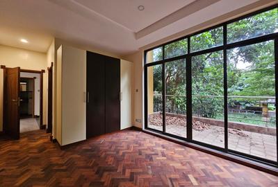 5 Bed Villa with Staff Quarters in Lavington - 3