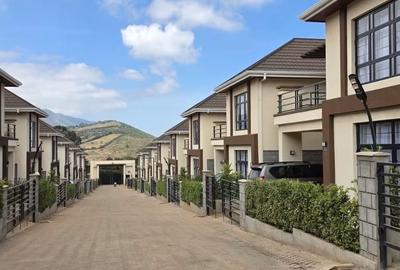 3 Bed House with En Suite in Ngong