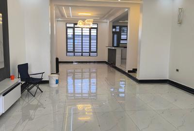 5 Bed House with En Suite in Ruiru - 2