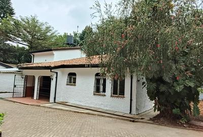 4 Bed House with En Suite in Westlands Area