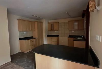 2 Bed Apartment with Gym in Kilimani