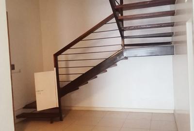 4 Bed Apartment with En Suite in Parklands
