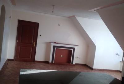2 Bed Apartment with En Suite in Waiyaki Way - 3
