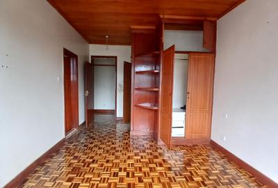 4 Bed Townhouse with En Suite at Lavington Green - 3