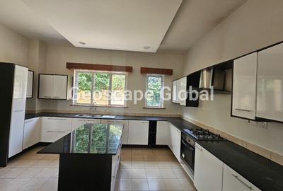 4 Bed House with En Suite in Kitisuru - 3
