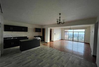 3 Bed Apartment with En Suite at Uppre Hill