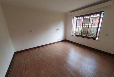 4 Bed Townhouse with En Suite at Shunzu