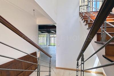 4 Bed Villa with En Suite in Kiambu Road - 2