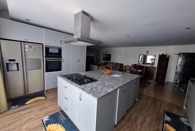 Furnished 3 Bed Apartment with En Suite in Kilimani