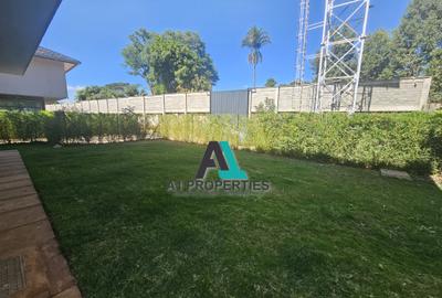 5 Bed Townhouse with En Suite in Lavington - 4