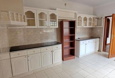 2 Bed Apartment with En Suite in Lavington - 4