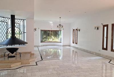 4 Bed House with En Suite in Thigiri