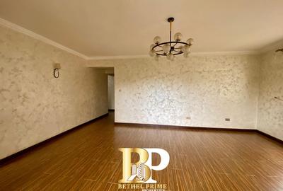 3 Bed Apartment with En Suite in Brookside