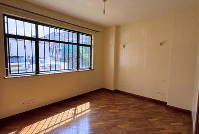 2 Bed Apartment with En Suite at Dennis Pritt Road - 4