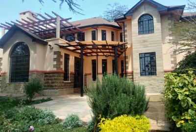 4 Bed House with En Suite in Runda