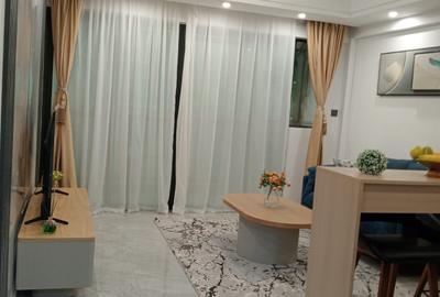 1 Bed Apartment with En Suite in Lavington